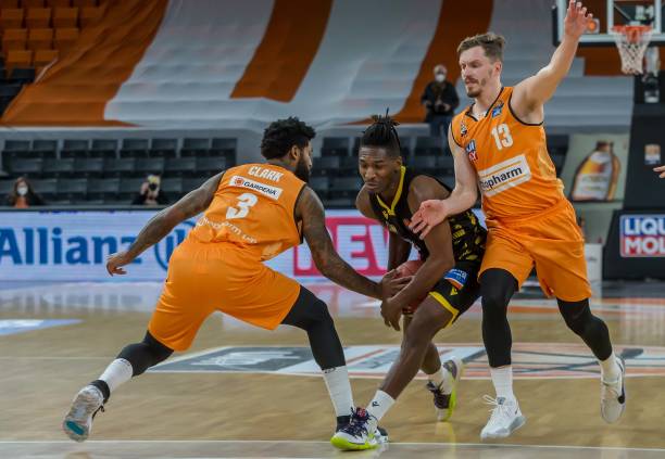 的杰出表现 的杰出表现