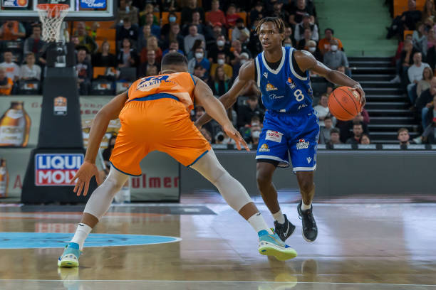 港体育市场 港体育市场